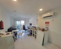 Herverkoop - Appartement -
Torrevieja - Playa del Cura