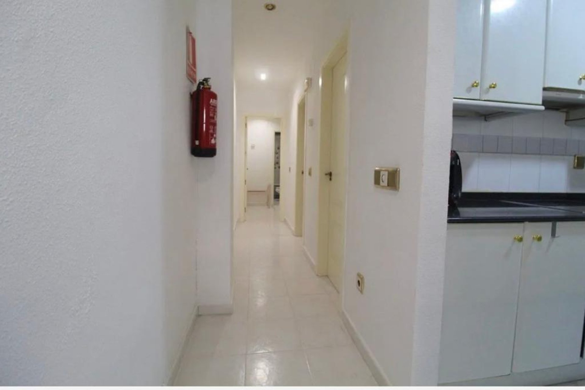 Herverkoop - Appartement -
Torrevieja - Playa del Cura
