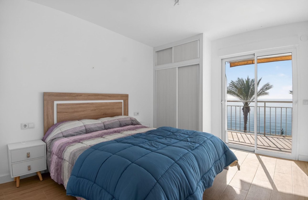 Herverkoop - Appartement -
Torrevieja - Playa del Cura
