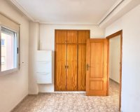 Herverkoop - Appartement -
Torrevieja - Playa del Cura