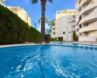 Herverkoop - Appartement -
Torrevieja - Playa del Cura