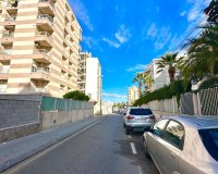 Herverkoop - Appartement -
Torrevieja - Playa del Cura