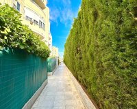 Herverkoop - Appartement -
Torrevieja - Playa del Cura