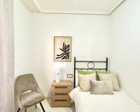 Herverkoop - Appartement -
Torrevieja - Playa del Cura