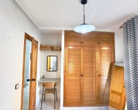 Herverkoop - Appartement -
Torrevieja - Playa del Cura