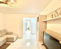 Herverkoop - Appartement -
Torrevieja - Playa del Cura
