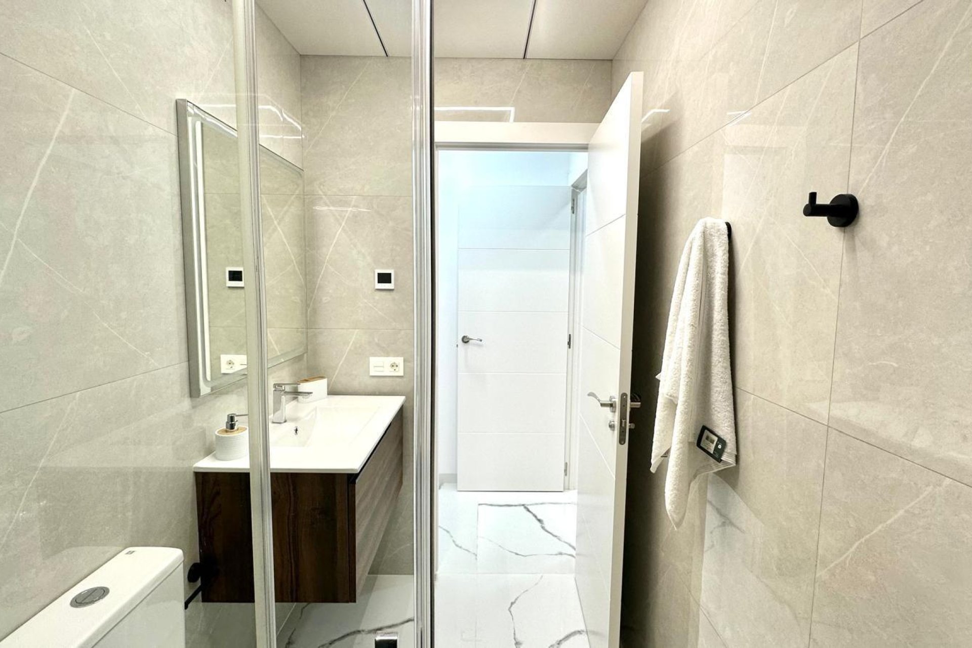 Herverkoop - Appartement -
Torrevieja - Playa del Cura