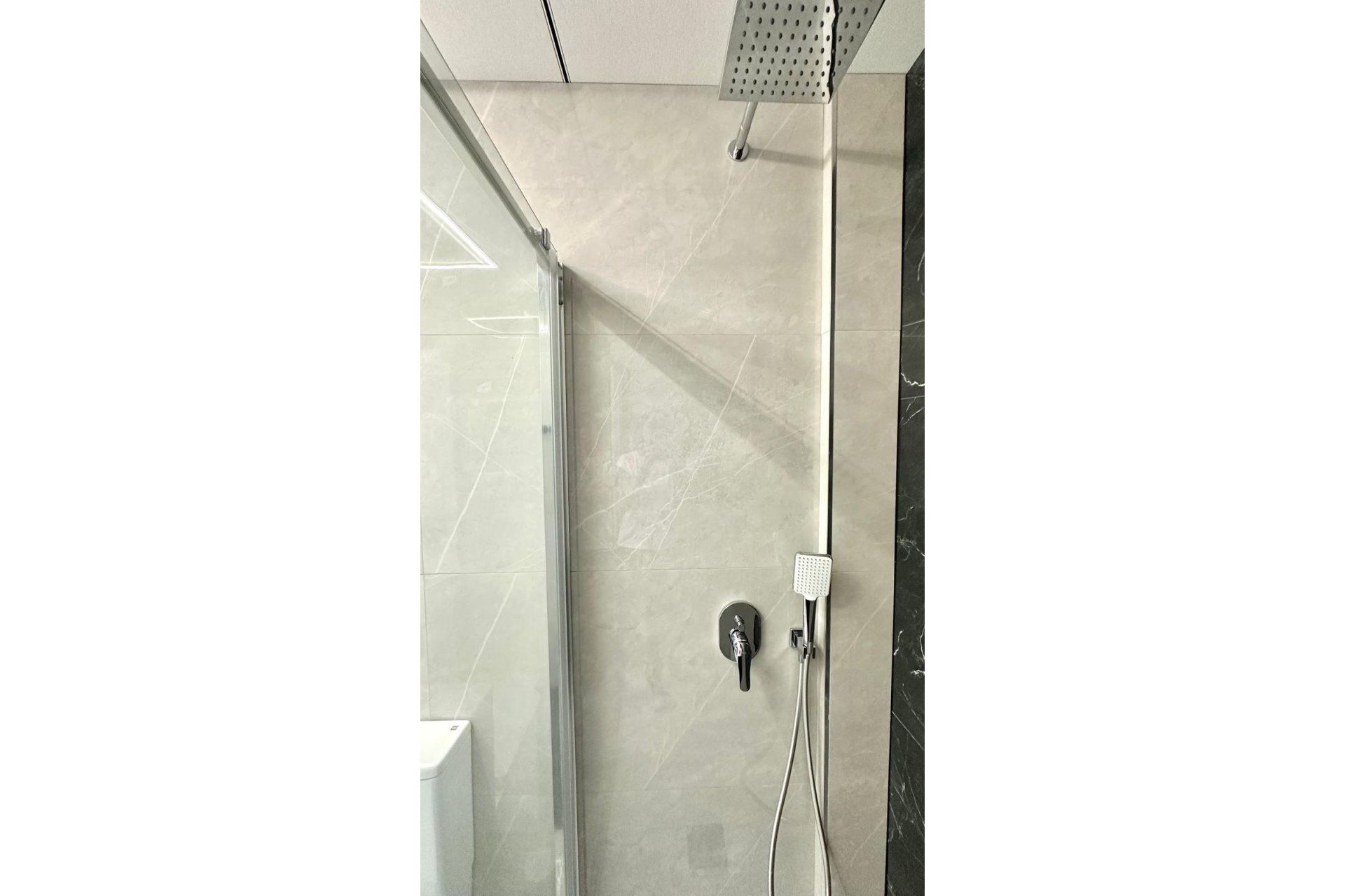 Herverkoop - Appartement -
Torrevieja - Playa del Cura