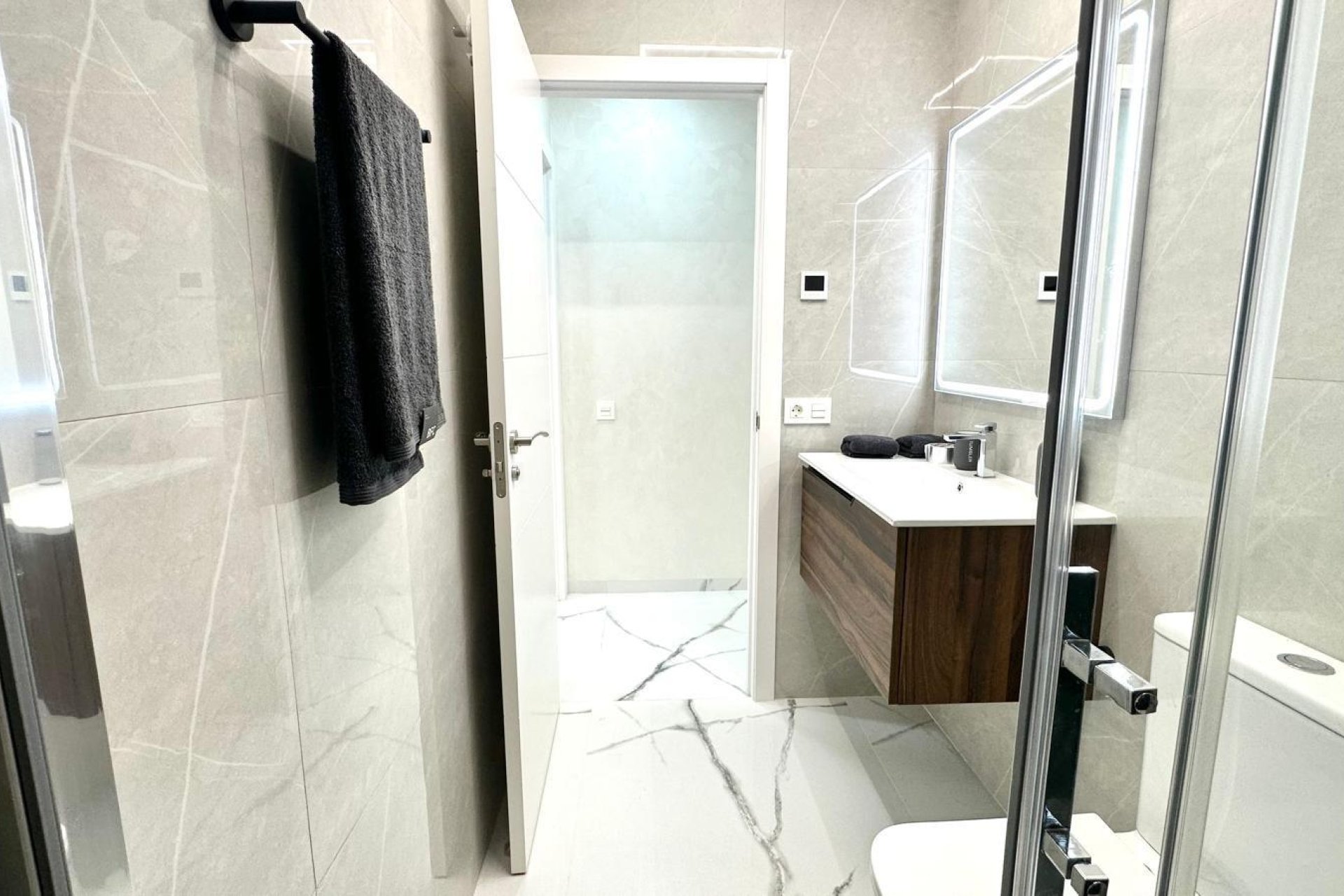 Herverkoop - Appartement -
Torrevieja - Playa del Cura