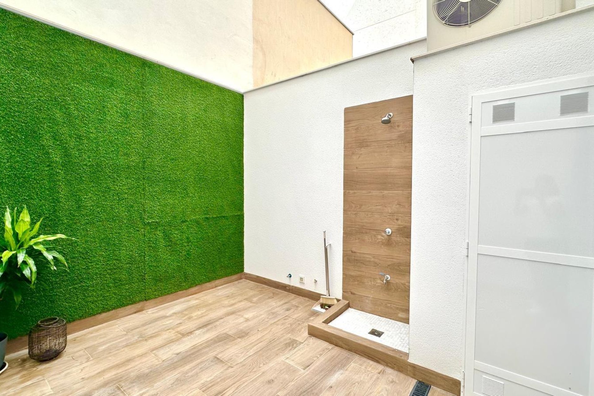 Herverkoop - Appartement -
Torrevieja - Playa del Cura