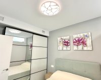 Herverkoop - Appartement -
Torrevieja - Playa del Cura