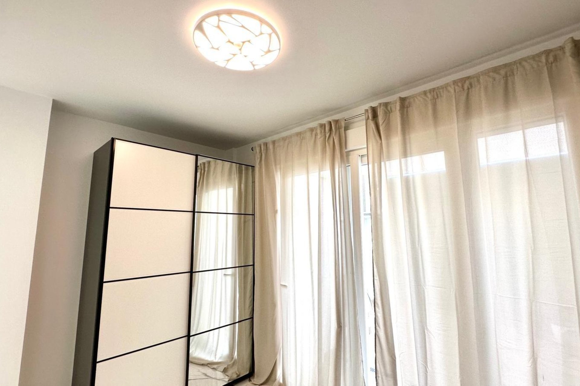 Herverkoop - Appartement -
Torrevieja - Playa del Cura