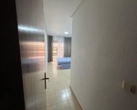 Herverkoop - Appartement -
Torrevieja - Playa del Cura