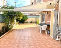 Herverkoop - Appartement -
Torrevieja - Playa del Cura