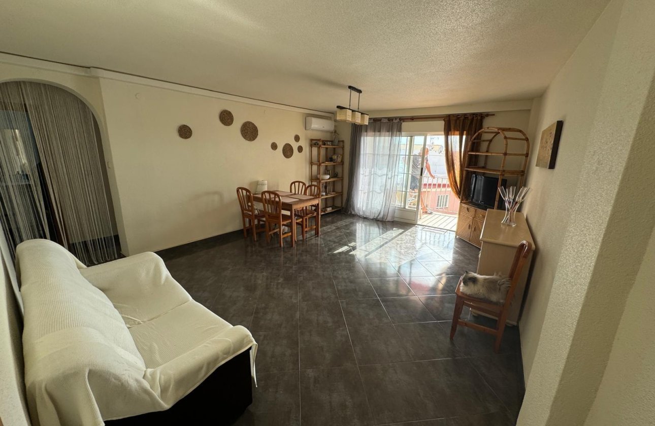 Herverkoop - Appartement -
Torrevieja - Playa del Cura