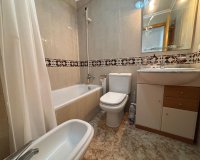 Herverkoop - Appartement -
Torrevieja - Playa del Cura
