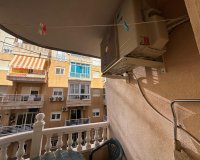 Herverkoop - Appartement -
Torrevieja - Playa del Cura