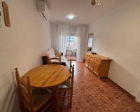 Herverkoop - Appartement -
Torrevieja - Playa del Cura