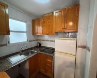 Herverkoop - Appartement -
Torrevieja - Playa del Cura