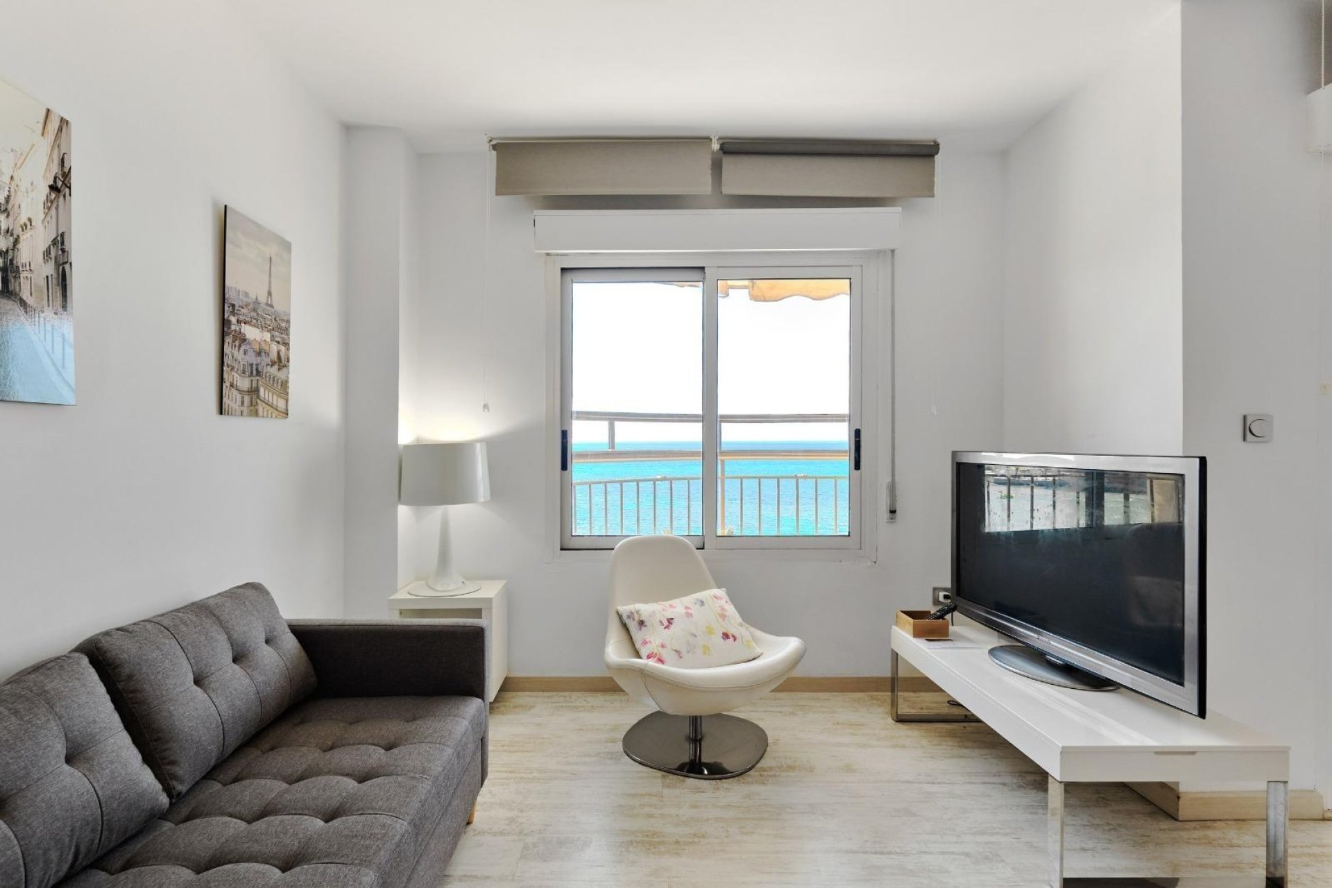 Herverkoop - Appartement -
Torrevieja - Playa del Cura