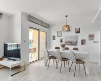 Herverkoop - Appartement -
Torrevieja - Playa del Cura