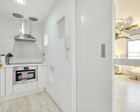 Herverkoop - Appartement -
Torrevieja - Playa del Cura