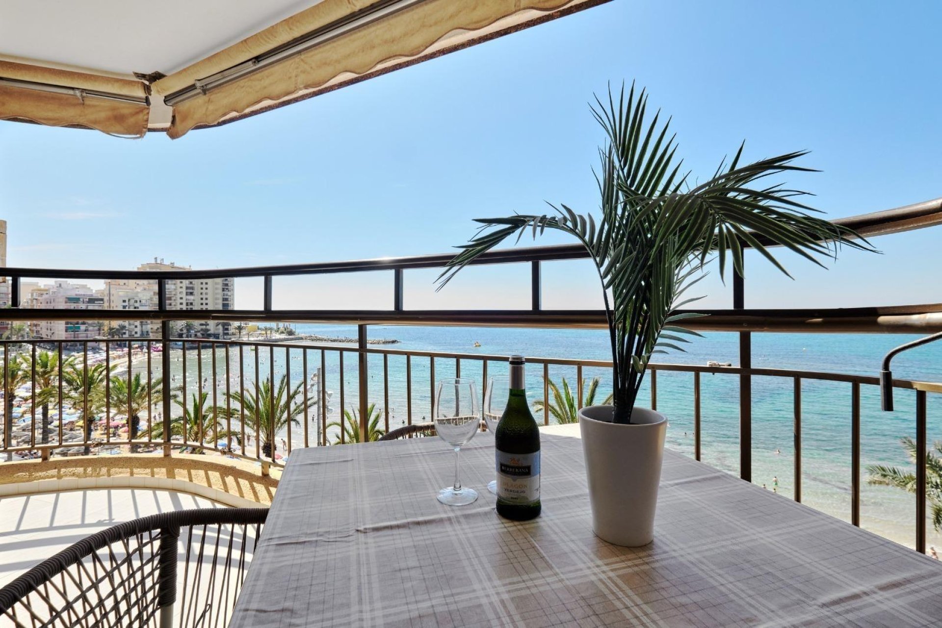Herverkoop - Appartement -
Torrevieja - Playa del Cura