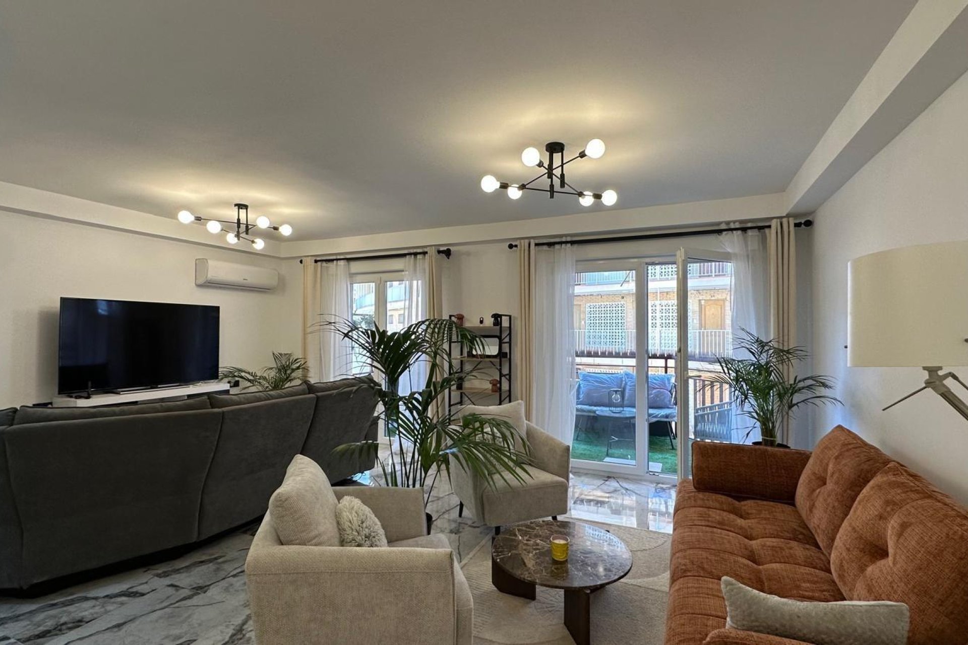 Herverkoop - Appartement -
Torrevieja - Playa del Cura