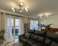 Herverkoop - Appartement -
Torrevieja - Playa del Cura