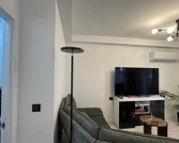Herverkoop - Appartement -
Torrevieja - Playa del Cura