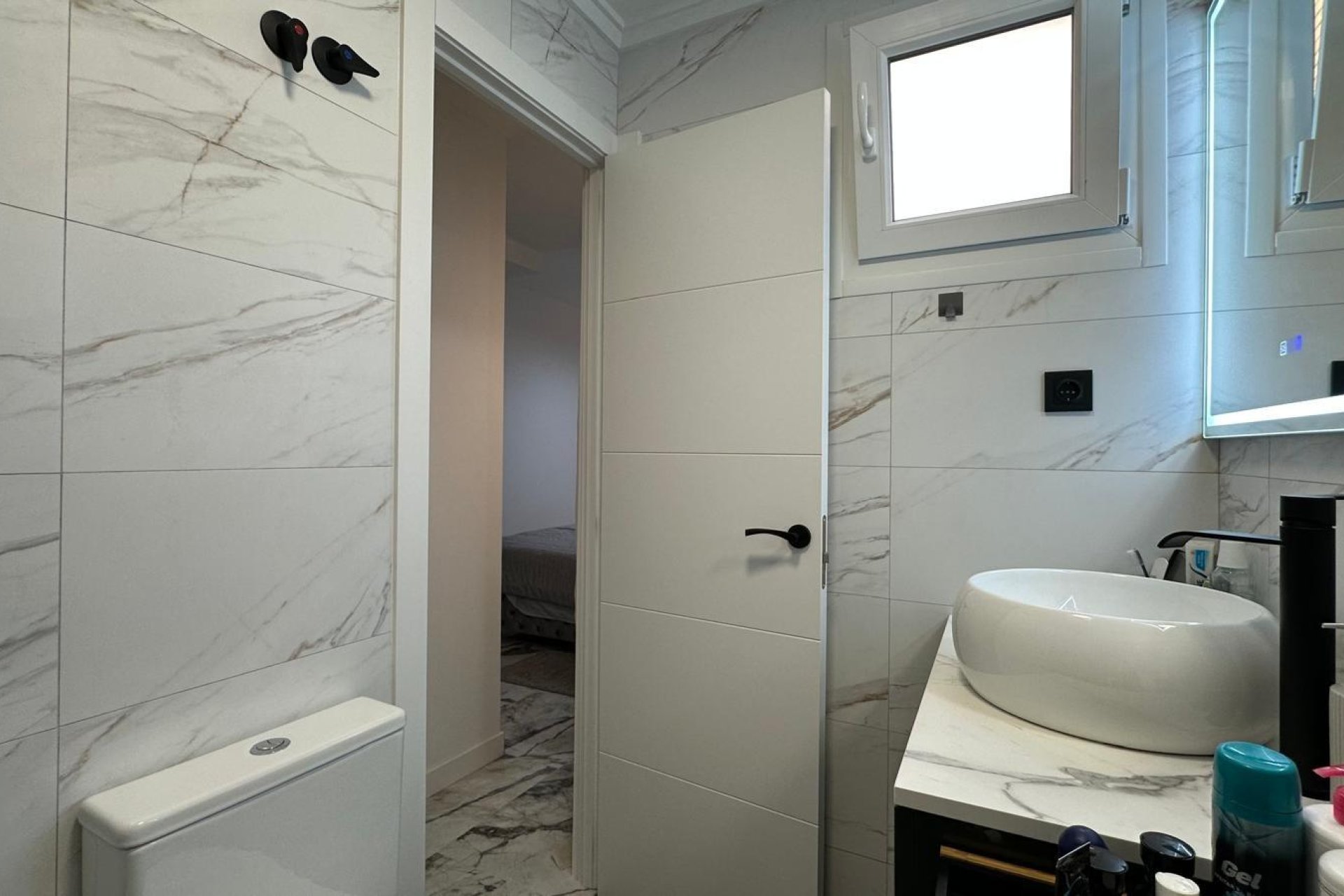 Herverkoop - Appartement -
Torrevieja - Playa del Cura