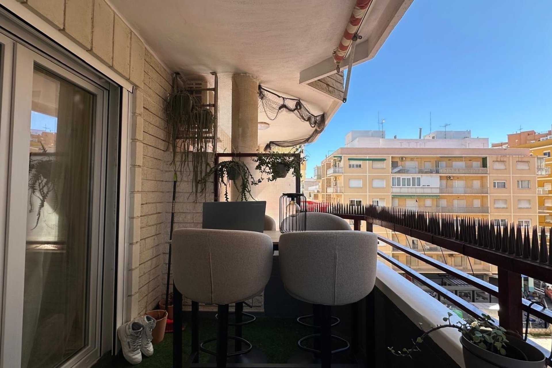 Herverkoop - Appartement -
Torrevieja - Playa del Cura