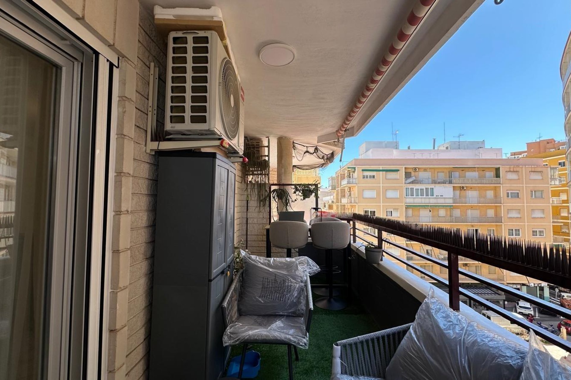 Herverkoop - Appartement -
Torrevieja - Playa del Cura