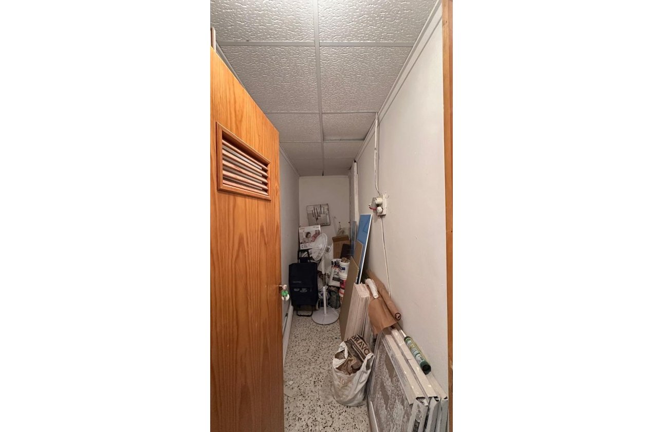 Herverkoop - Appartement -
Torrevieja - Playa del Cura