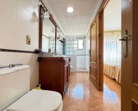 Herverkoop - Appartement -
Torrevieja - Playa del Cura