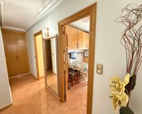Herverkoop - Appartement -
Torrevieja - Playa del Cura