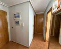 Herverkoop - Appartement -
Torrevieja - Playa del Cura