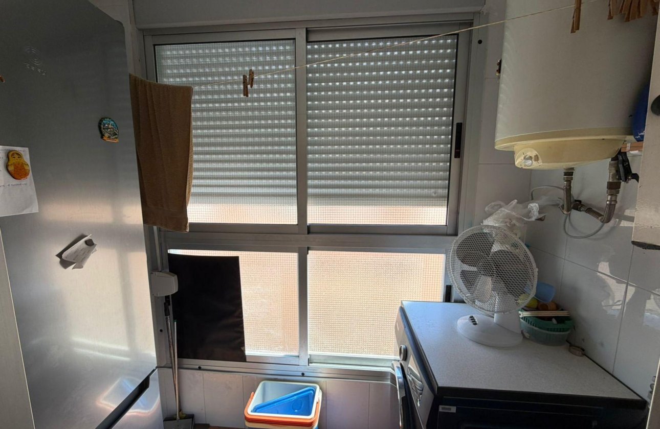 Herverkoop - Appartement -
Torrevieja - Playa del Cura