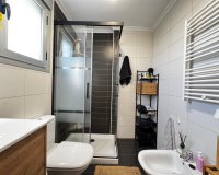 Herverkoop - Appartement -
Torrevieja - Playa del Cura