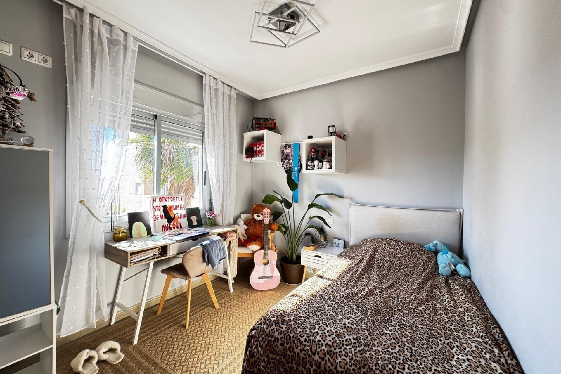 Herverkoop - Appartement -
Torrevieja - Playa del Cura