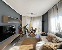 Herverkoop - Appartement -
Torrevieja - Playa del Cura