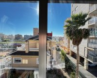 Herverkoop - Appartement -
Torrevieja - Playa del Cura