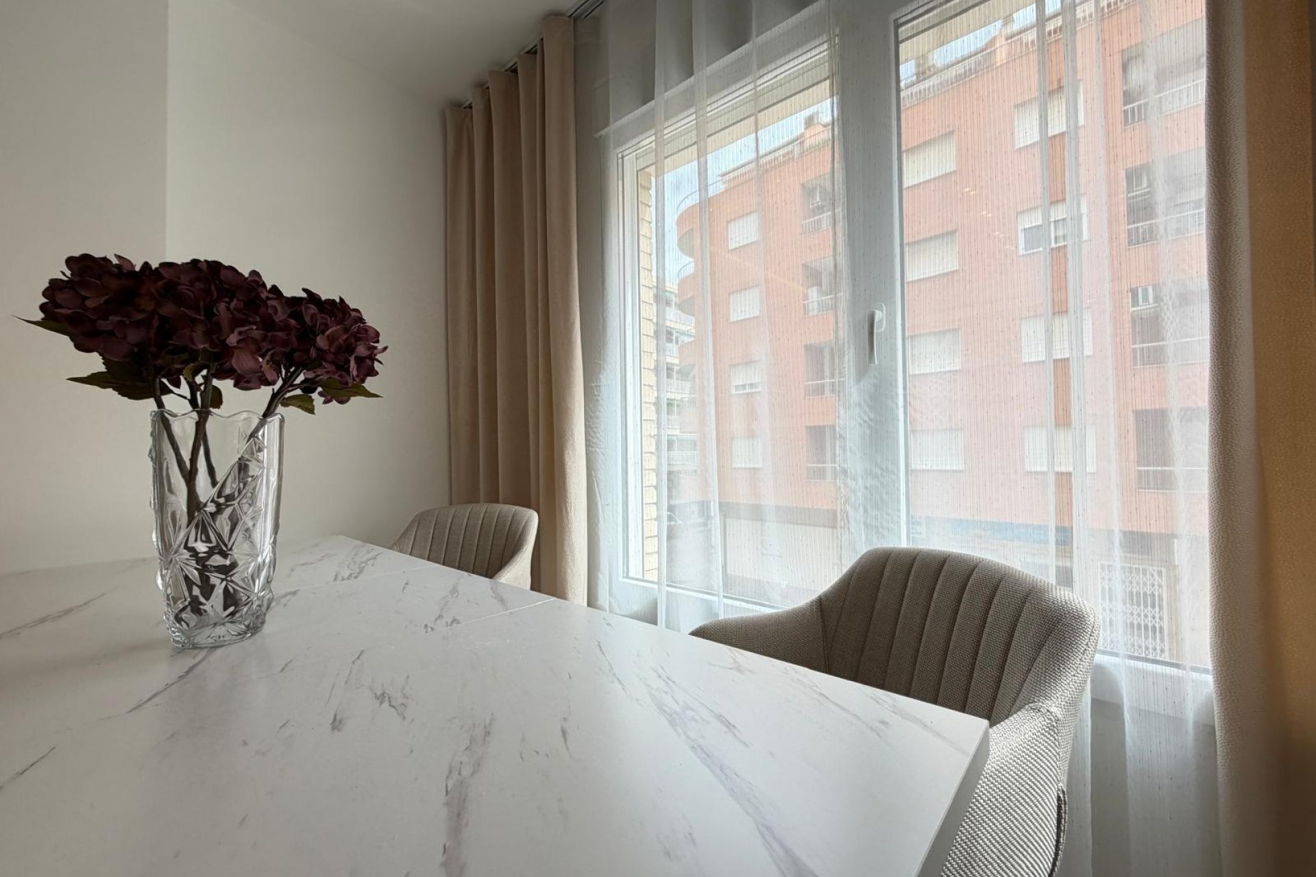 Herverkoop - Appartement -
Torrevieja - Playa del Cura