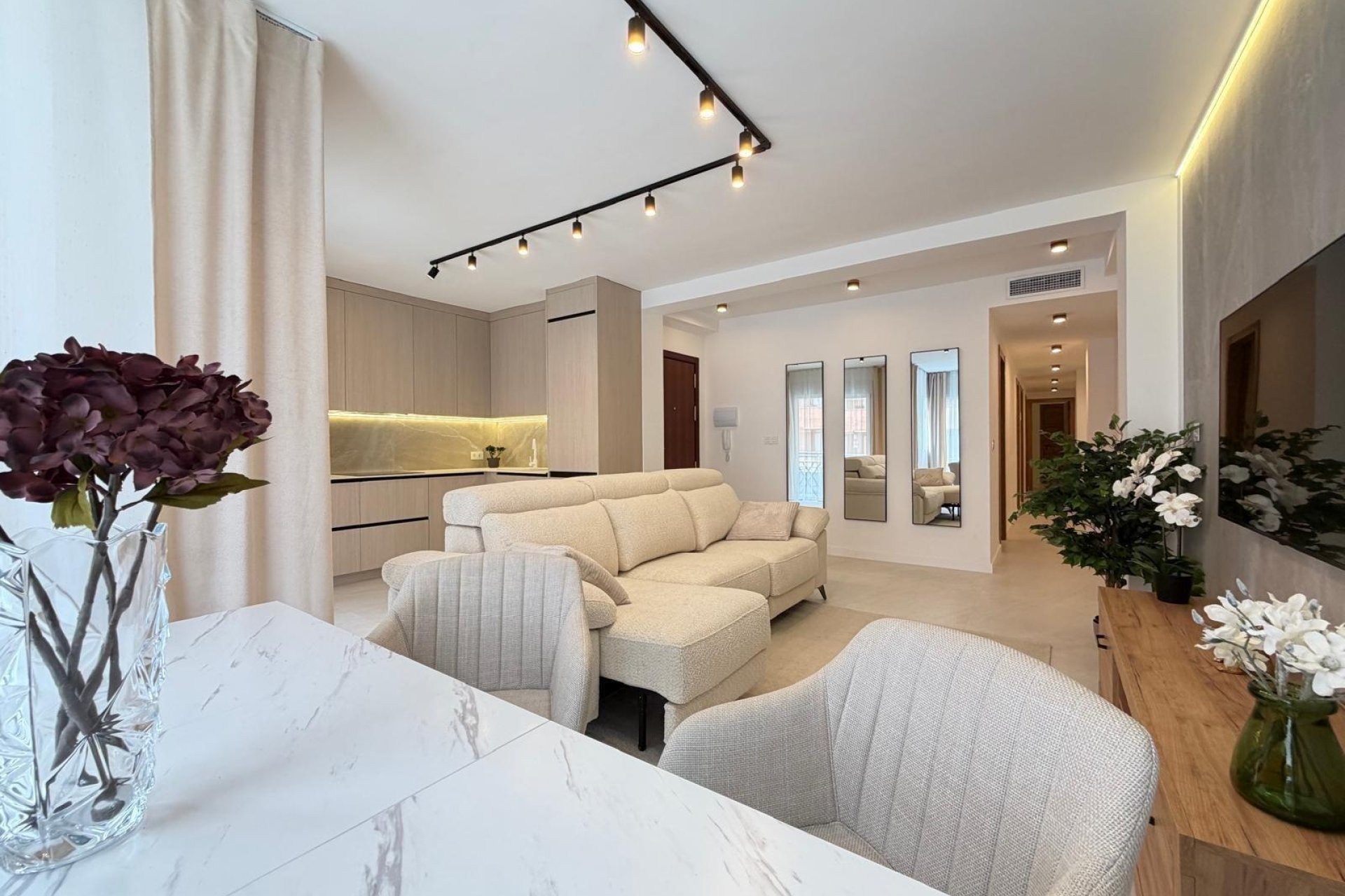 Herverkoop - Appartement -
Torrevieja - Playa del Cura