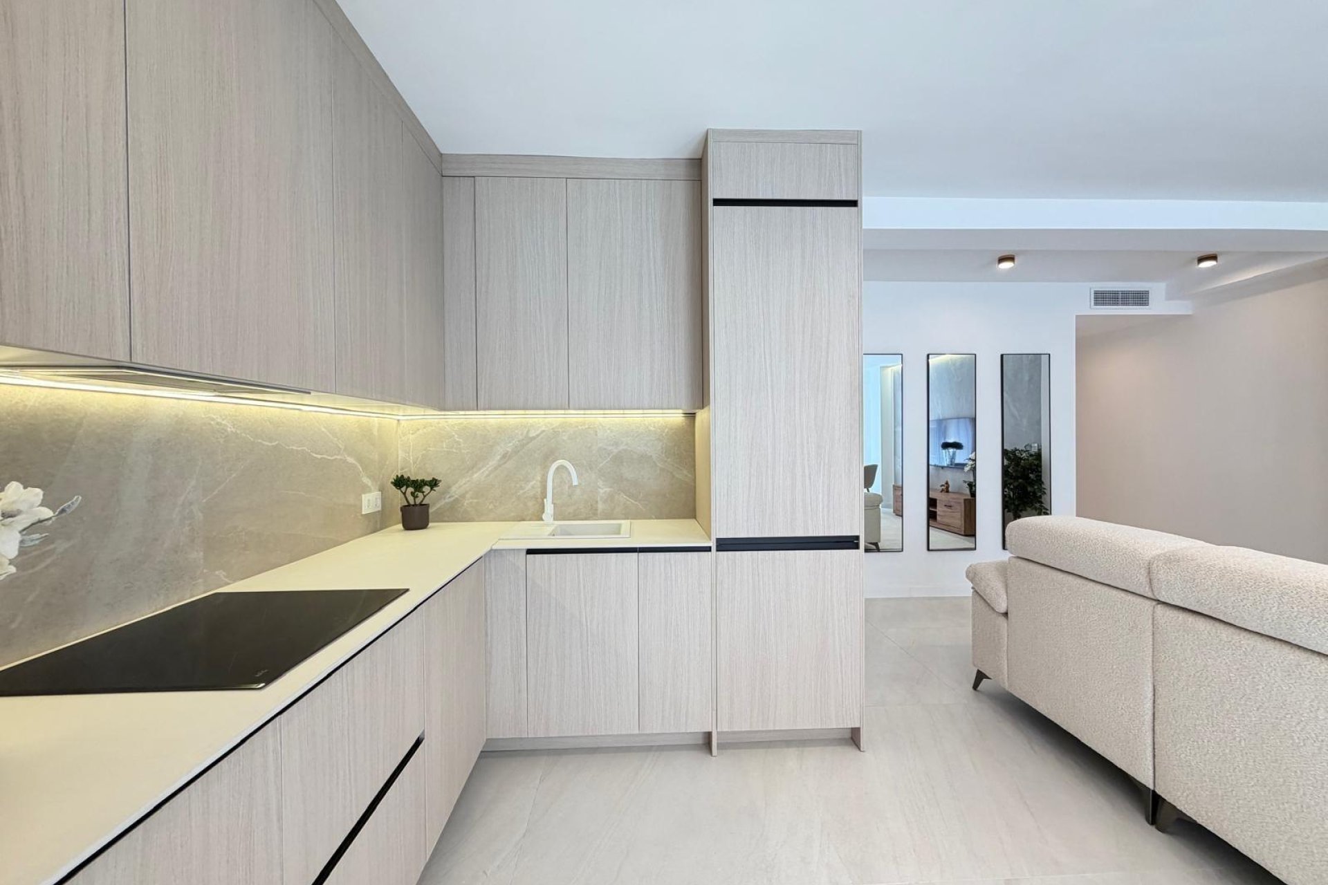 Herverkoop - Appartement -
Torrevieja - Playa del Cura