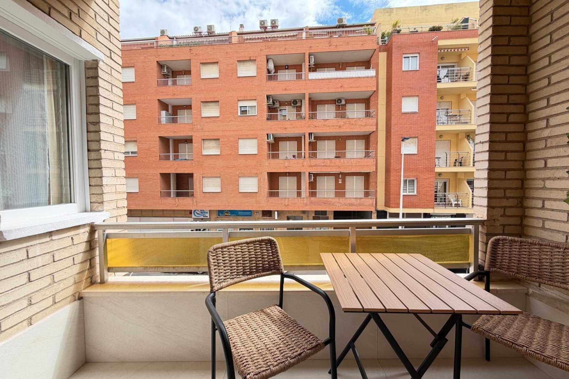 Herverkoop - Appartement -
Torrevieja - Playa del Cura