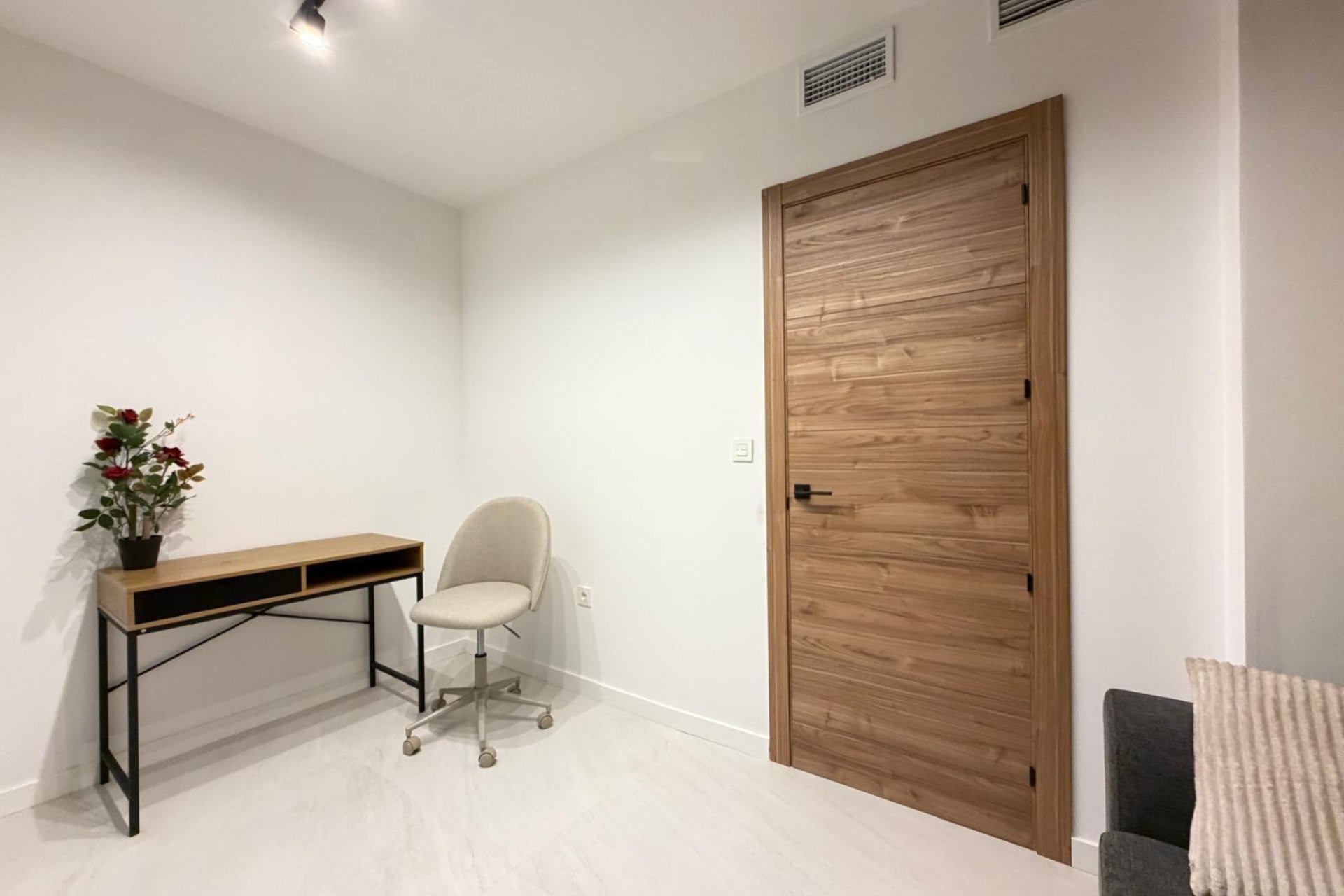 Herverkoop - Appartement -
Torrevieja - Playa del Cura