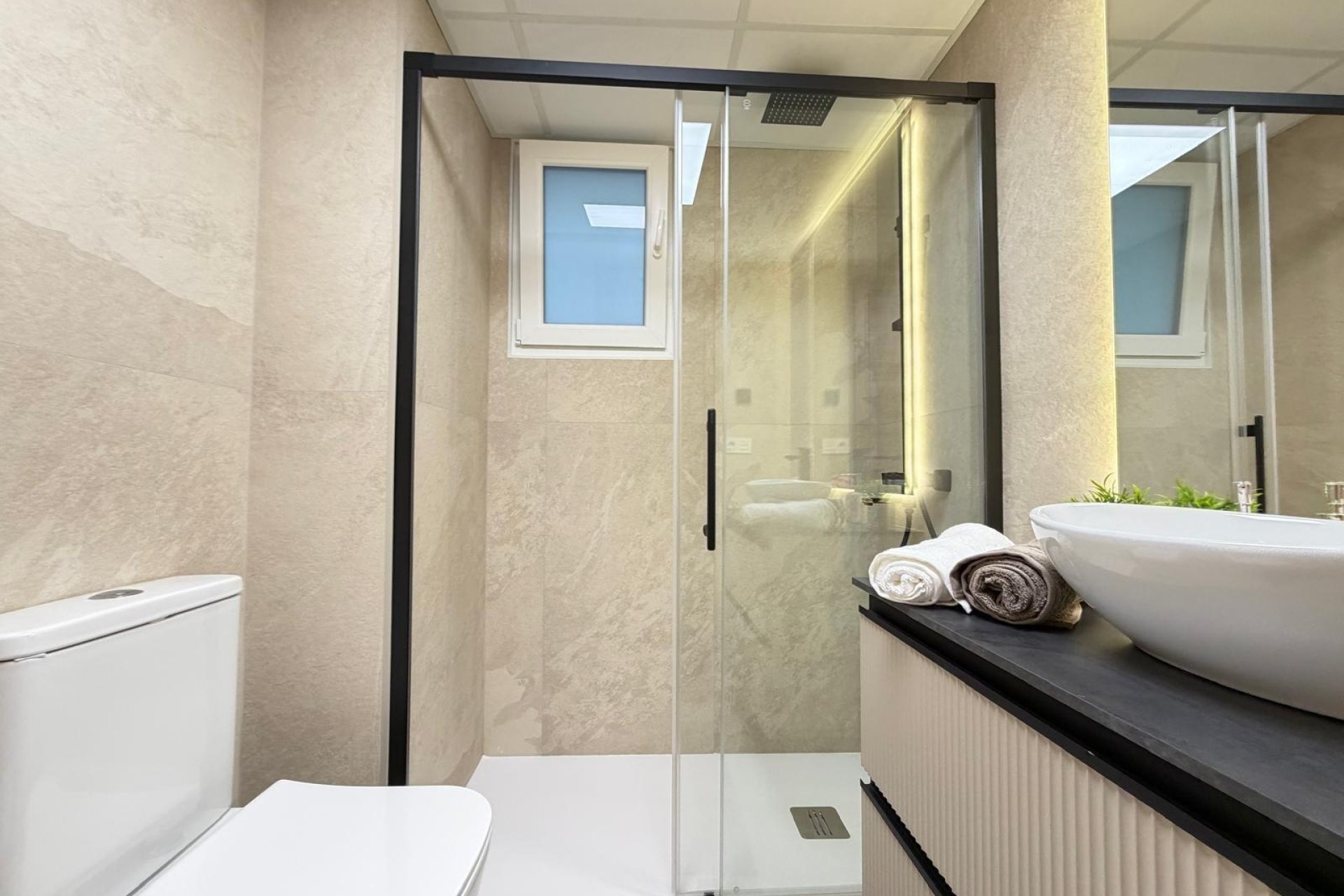 Herverkoop - Appartement -
Torrevieja - Playa del Cura