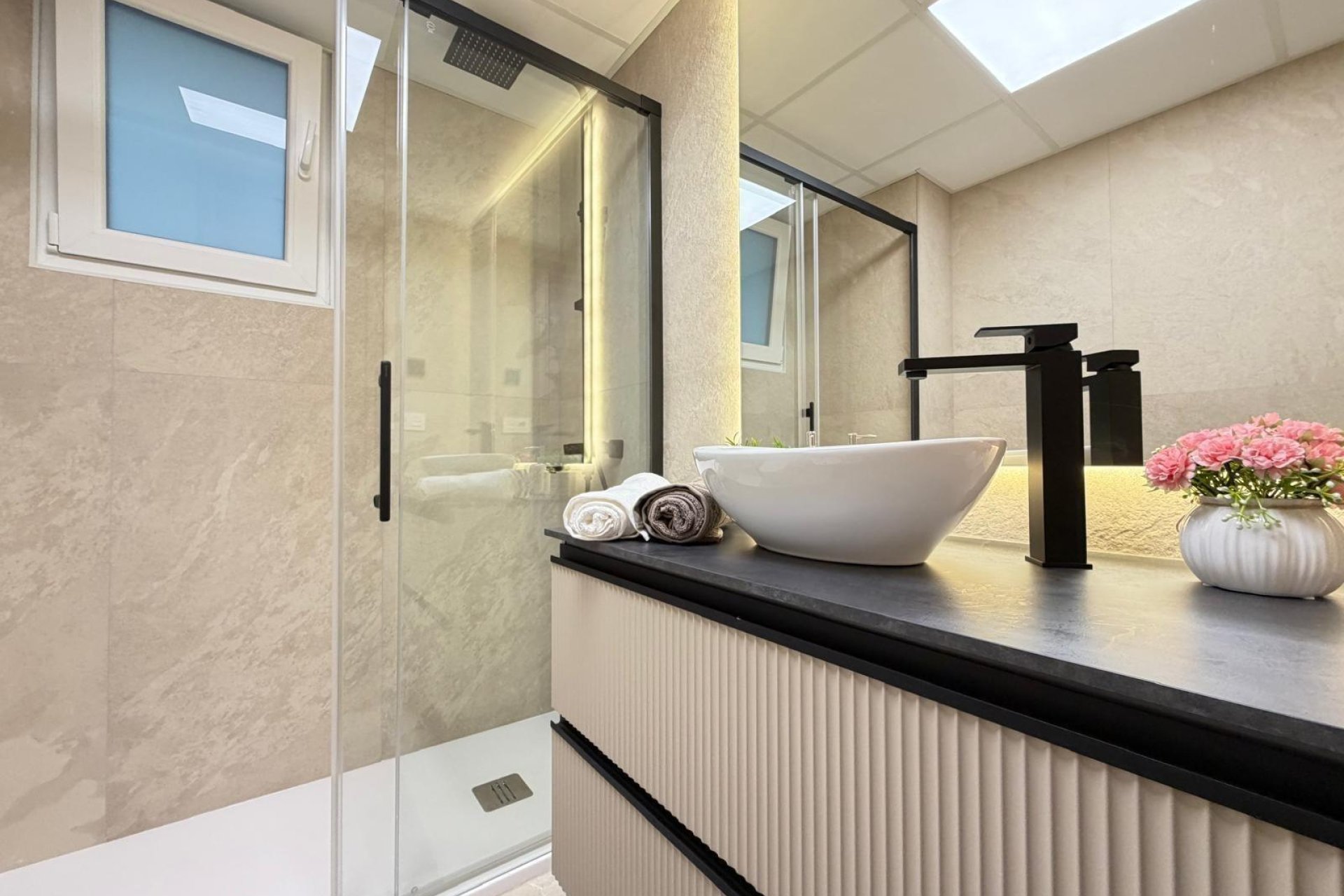 Herverkoop - Appartement -
Torrevieja - Playa del Cura