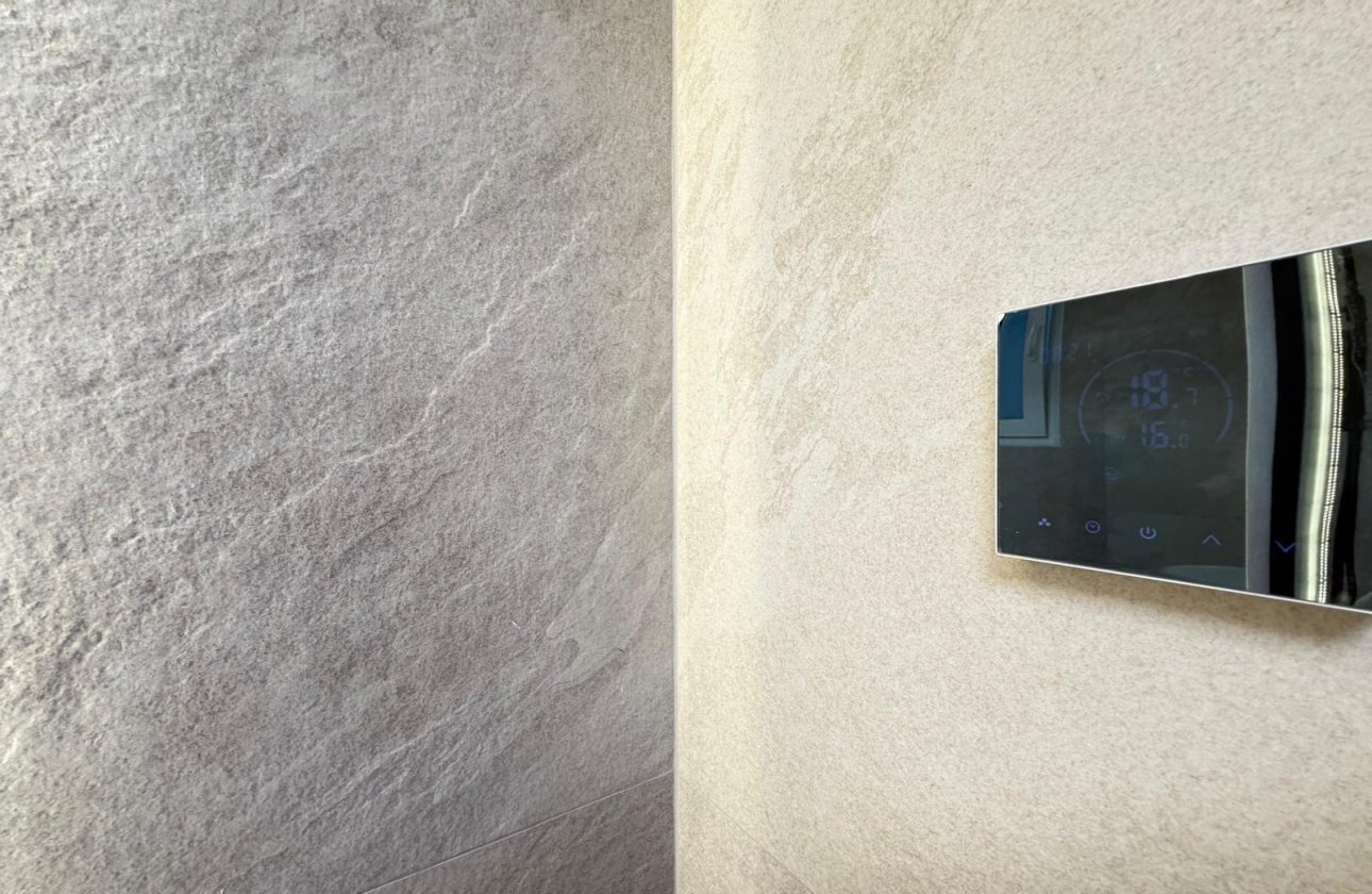 Herverkoop - Appartement -
Torrevieja - Playa del Cura